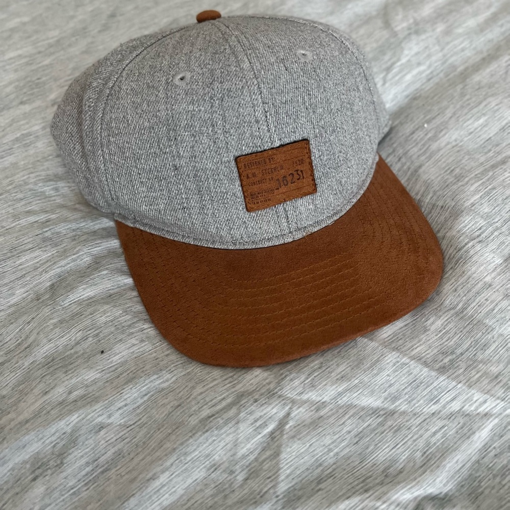 H&M hat